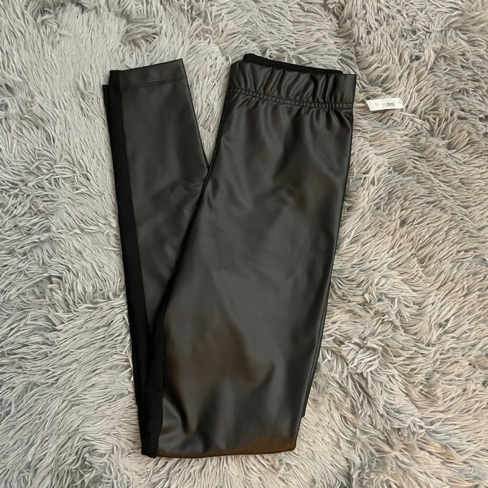 NWT Old Navy Womens High-waisted Faux-Leather Fashion Layering Leggings - Picture 4 of 8